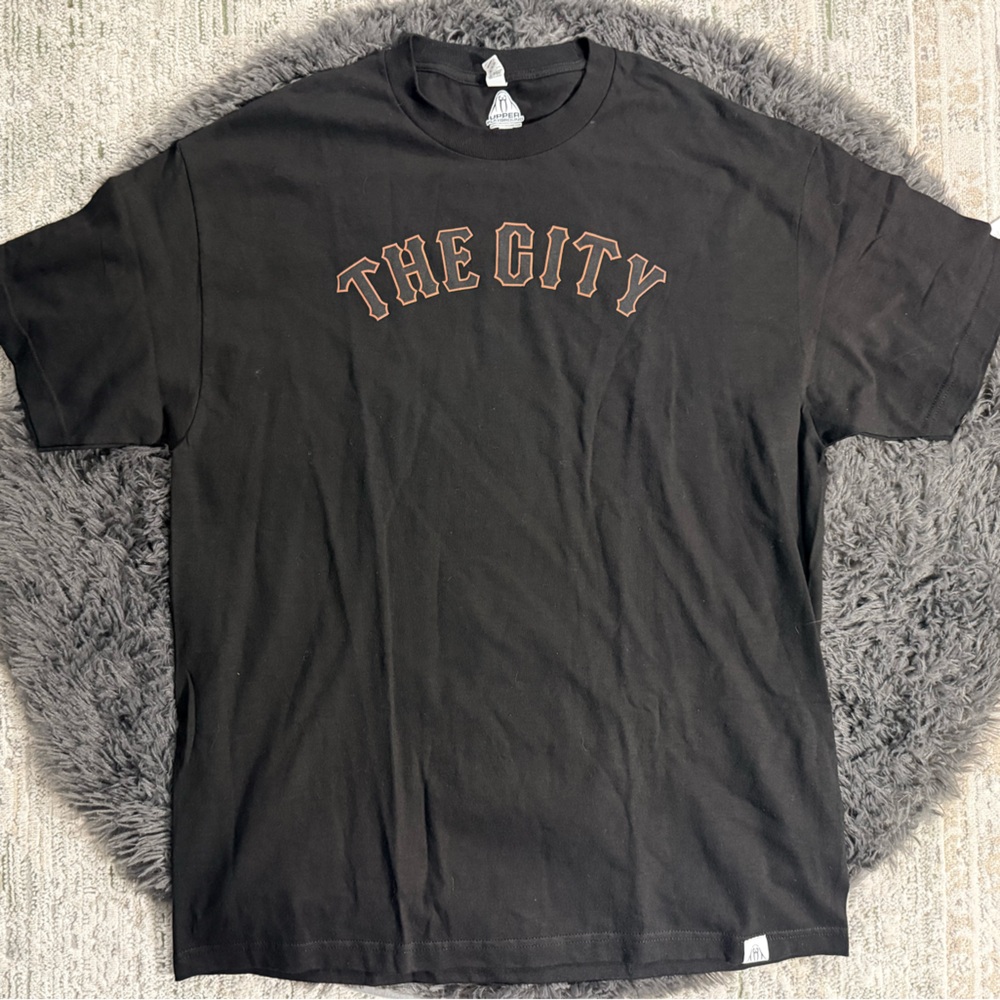 Black 'The City' Graphic T-Shirt